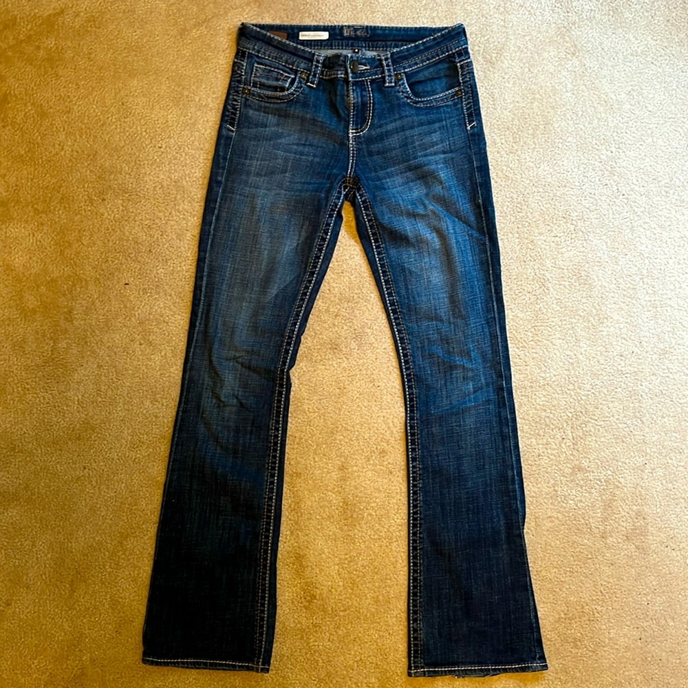 Kut from the Kloth Natalie high rise boot cut size 6 jeans